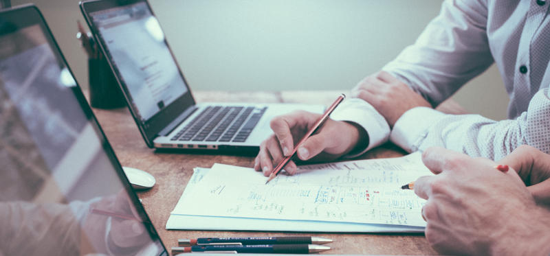 scott graham 5fnmwej4taa unsplash crop